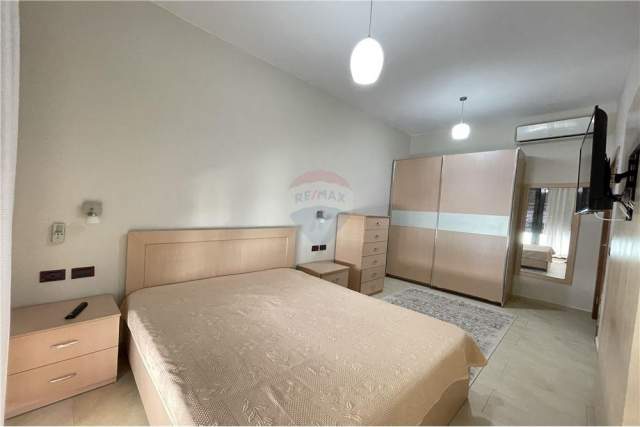 Tirane, jepet me qera apartament 2+1+A+BLK Kati 3, 100 m² 1.000 Euro (Garda e Republikes)