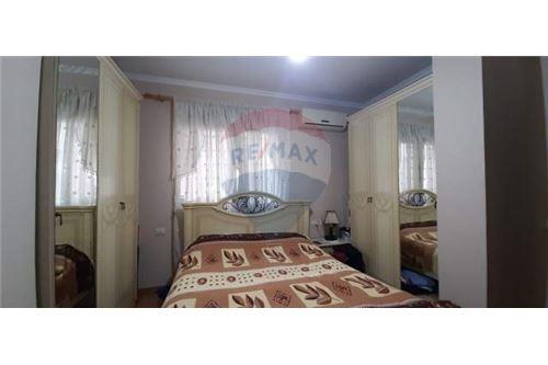 Tirane, jepet me qera apartament 2+1 Kati 6, 102 m² 450 Leke (Fresk)