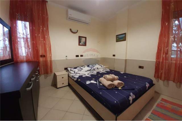Tirane, jepet me qera Kati 2, 55 m² 430 Euro (5 Maji)