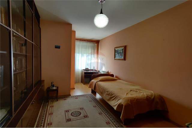 Tirane, jepet me qera apartament 2+1 100 m² 800 Euro (Air Albania)