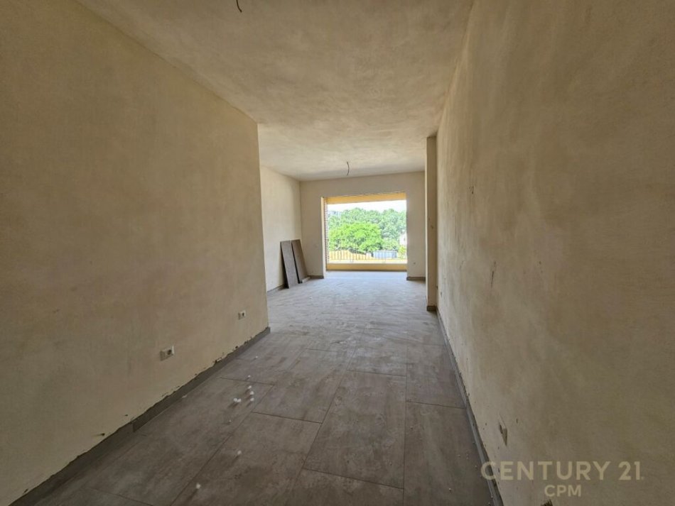 Tirane, shes apartament 2+1+Aneks+Ballkon Kati 2, 103 m² 170.000 € (Ish Fusha Aviacionit ,IBN)