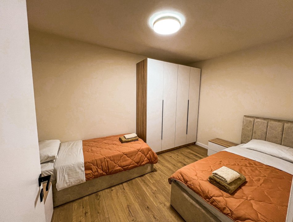 Tirane, shes apartament 2+1+Ballkon Kati 4, 57 m² 135.000 €