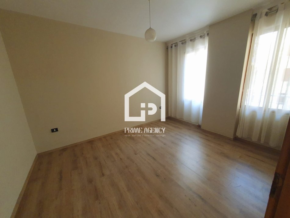 SHITET APARTAMENT 2+1/Zona: Misto Mame/ KOMPLEKSI DERVENI