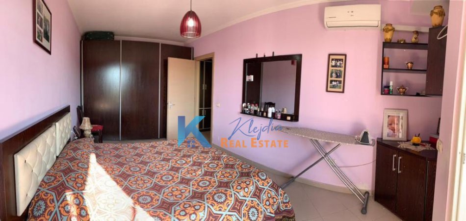 Tirane, shes apartament 2+1+Ballkon Kati 6, 98 m² 125.000 € (Yzberisht)
