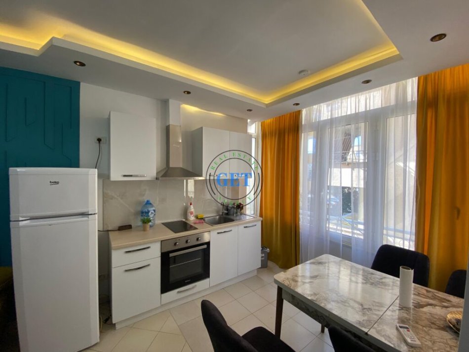 Durres, shitet garsonier Kati 1, 61.000 € (Shkëmbi I Kavajës)