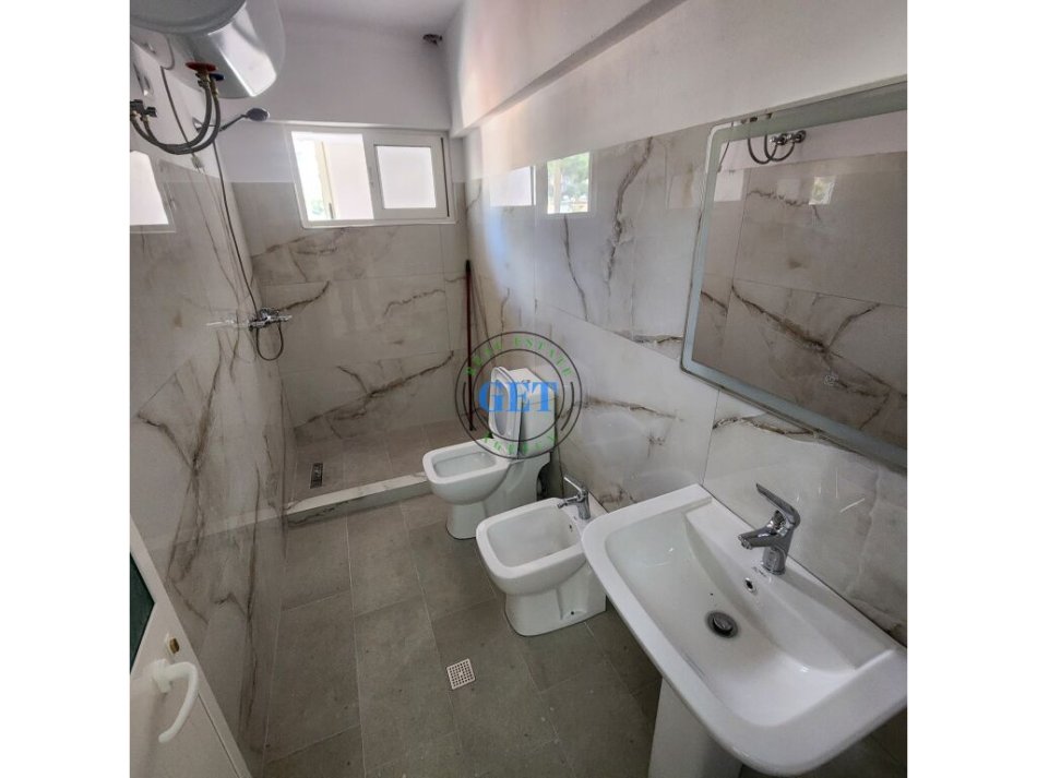 Durres, shitet apartament 1+1 Kati 5, 55 m² 55.000 € (Çezma e ferrës)