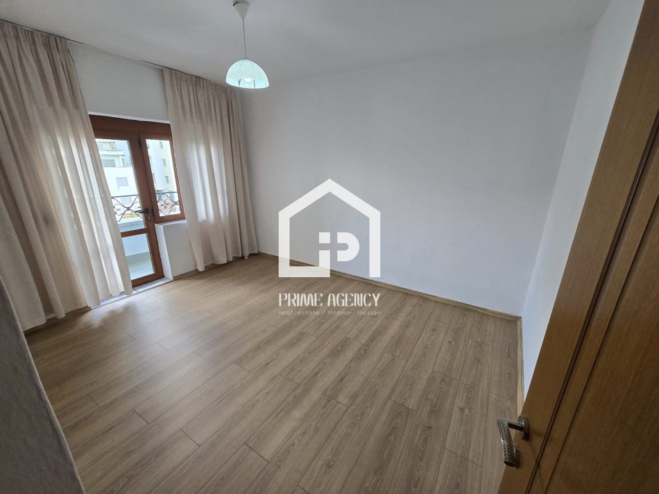 SHITET: Apartament 1 +1 /zona: Pogradec/ RRUGA RINIA