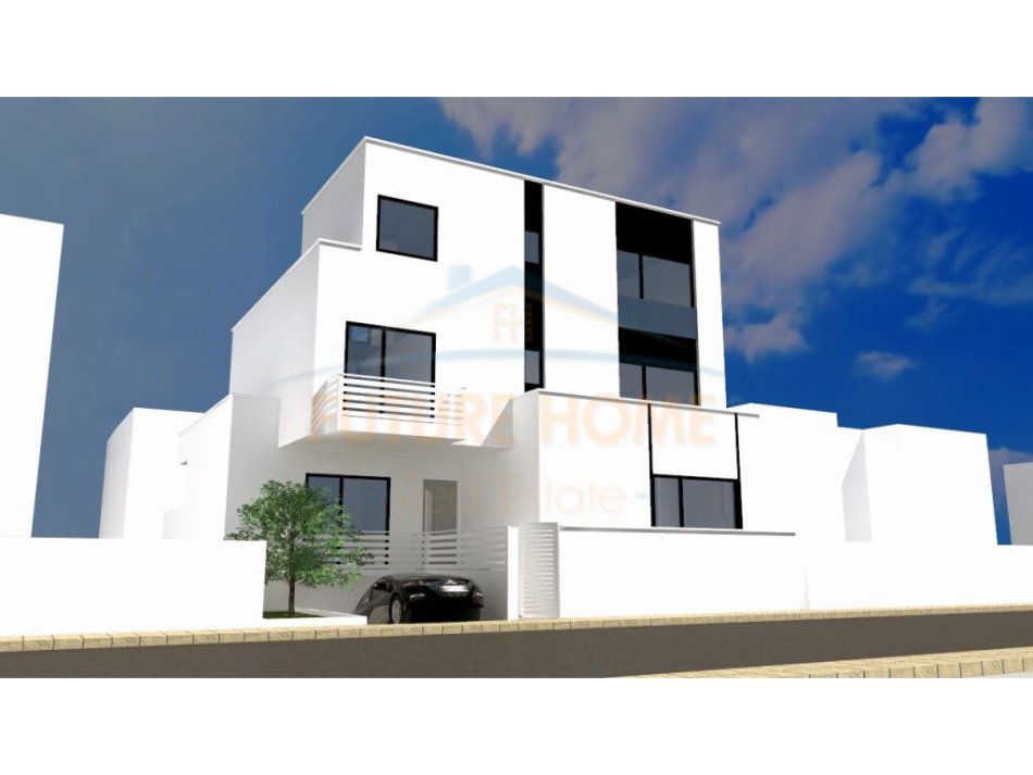 Korce, shitet apartament 1+1 Kati 2, 51 m² 61.000 € (Lagjia 18, Korçë)