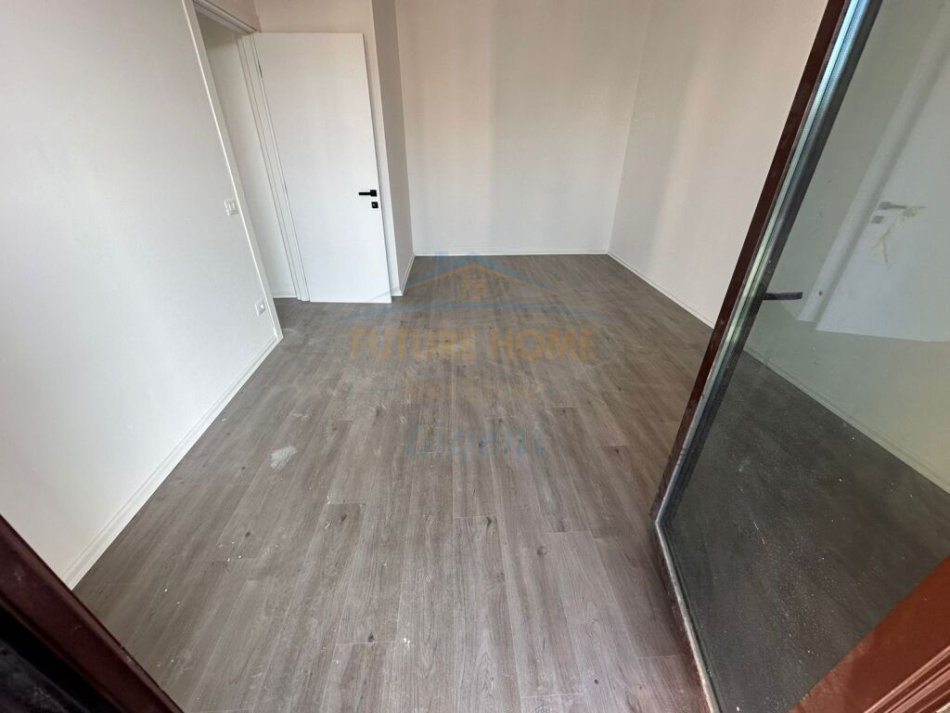 Tirane, jepet me qera apartament 1+1+Ballkon Kati 6, 93 m² 1.300 € (Altana Luxury Residence, Rruga e Kosovareve)