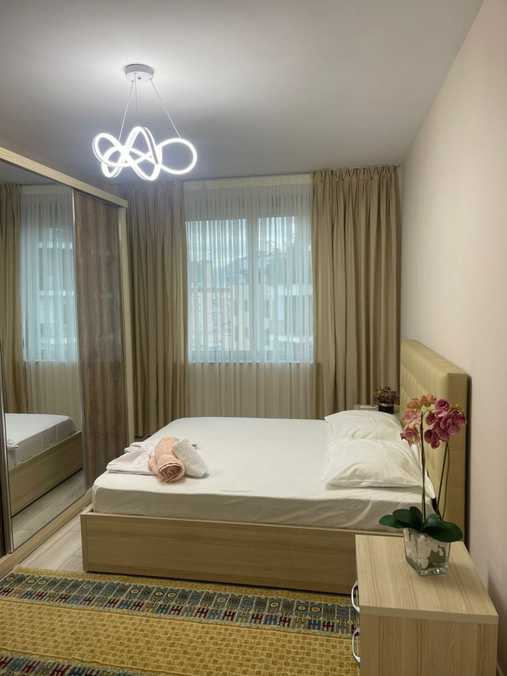 Tirane, jepet me qera apartament 1+1+Ballkon , 71 m² 1.000 € (Rruga e Kosovarve)