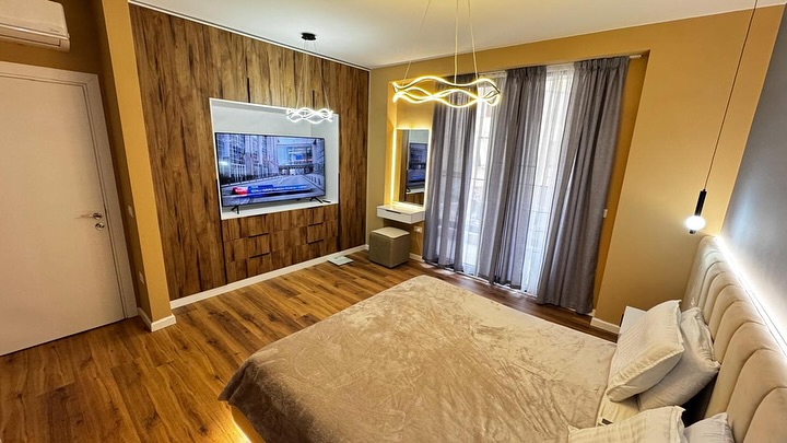 Tirane, shitet apartament 2+1 , 106 m² 215.000 € (Fusha e Aviacionit)