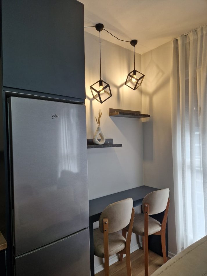 Tirane, jepet me qera apartament 1+1 Kati 4, 70 m² 650 € (Don Bosko)