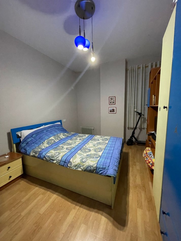 Tirane, jepet me qera apartament 2+1 Kati 4, 100 m² 450 € (Rruga Besim Alla)