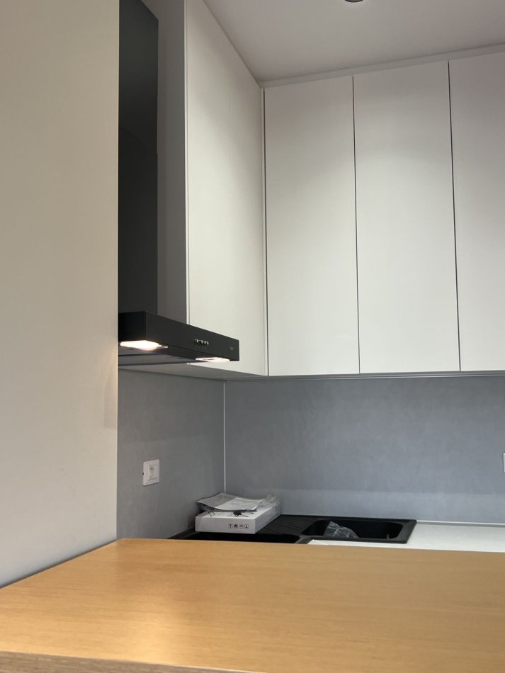 Tirane, jepet me qera apartament 1+1 Kati 3, 55 m² 700 € (Bulevardi i Ri)