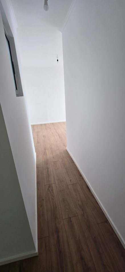 Tirane, shitet apartament 1+1 Kati 7, 53 m² 115.000 € (Rruga Irfan Tomini)