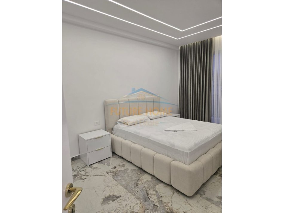 Tirane, jepet me qera apartament 1+1 Kati 5, 75 m² 500 € 