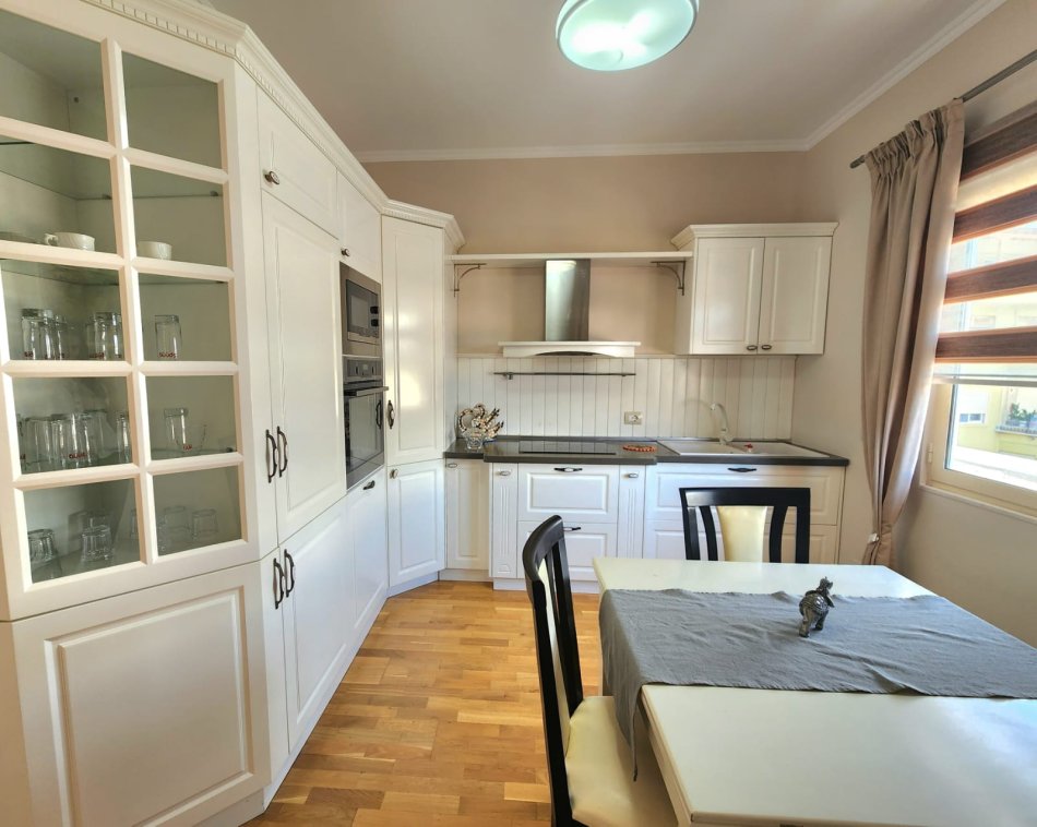Tirane, shitet apartament+verande | Penthouse 2+1 , 174 m² 330.000 € 