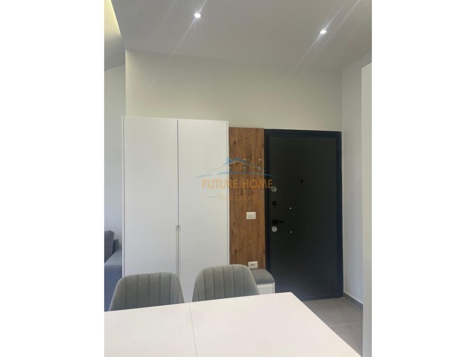 Tirane, jepet me qera apartament 1+1 Kati 5, 66 m² 350 €