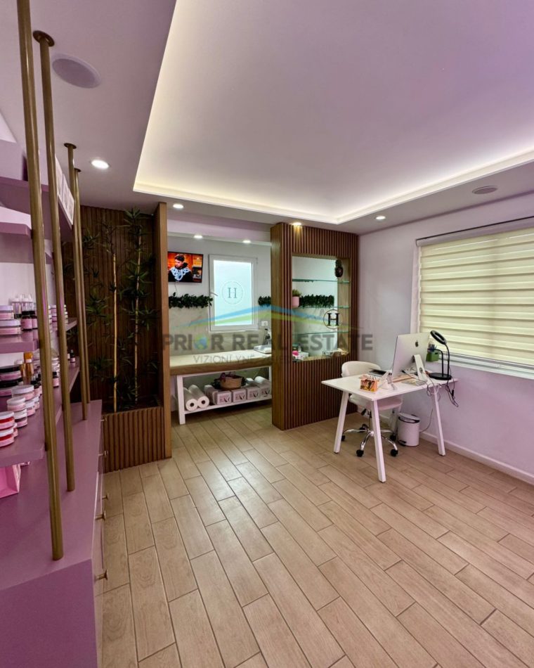 Tirane, jepet me qera ambjent biznesi Kati 2, 68 m² 750 € (Vasil Shanto)