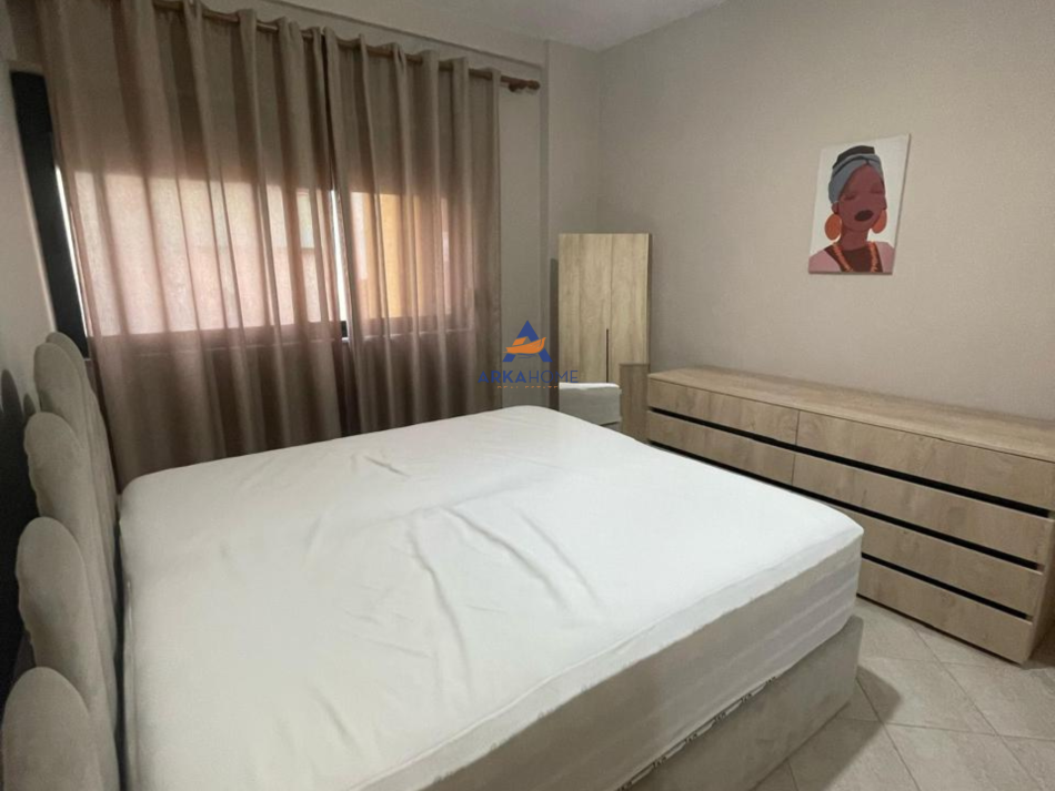 Tirane, jepet me qera 1+1+Ballkon Kati 3, 63 m² 450 € (PRANE RRUGES TEODOR RUZVELT)