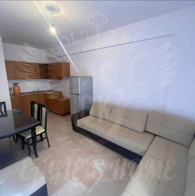 Durres, jepet me qera apartament 1+1+BLK Kati 4, 66 m² 250 Euro (hotel adriatik)