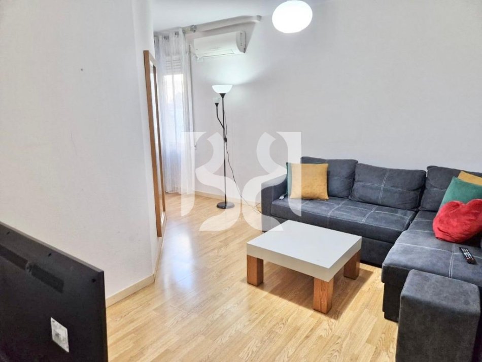 Tirane, jepet me qera apartament 1+1 Kati 1, 68 m² 500 € (Don Bosko)