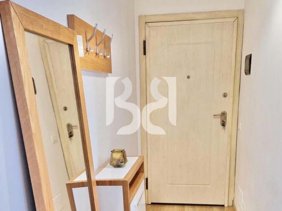 Tirane, jepet me qera apartament 1+1 Kati 1, 68 m² 500 € (Don Bosko)