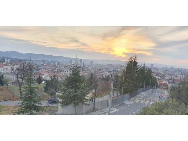 Tirane, shes Vile 4+1+A+BLK Kati 1, 295 m² 420.000 Euro (Mihal Grameno)