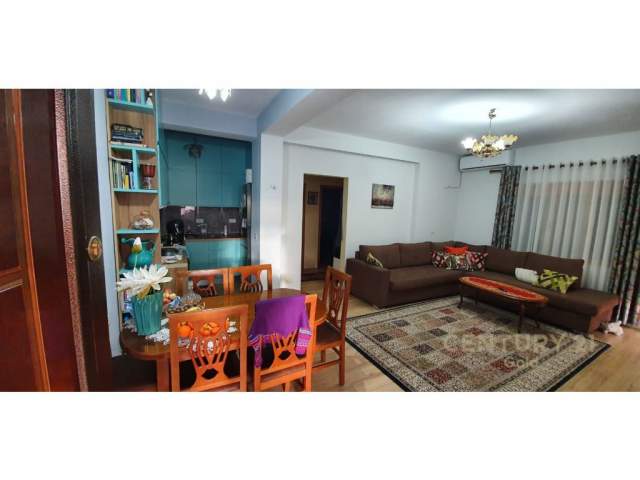 Tirane, shes Vile 4+1+A+BLK Kati 1, 295 m² 420.000 Euro (Mihal Grameno)