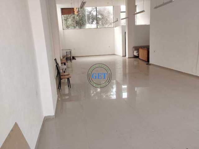 Durres, jepet me qera ambjent biznesi Kati 0, 130 m² 850 Euro (Kazazi)