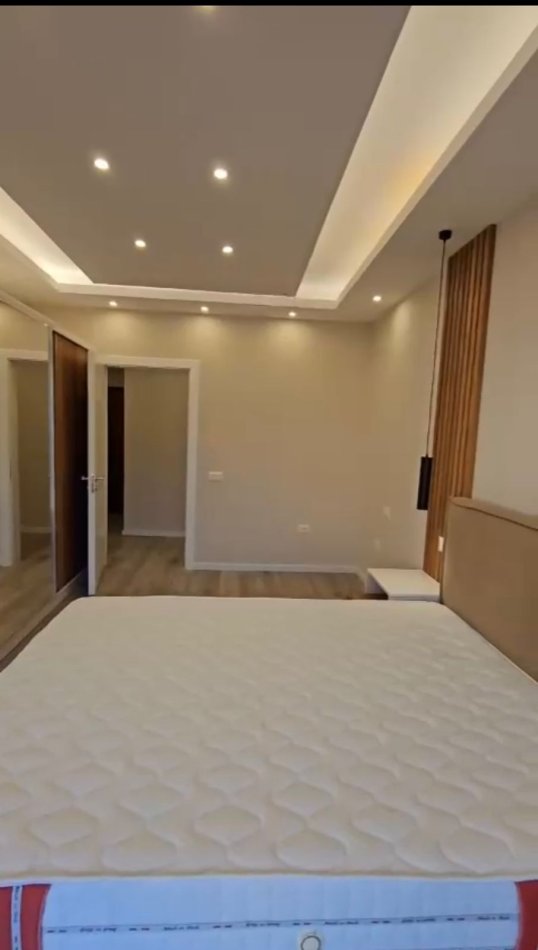Tirane, shitet apartament 1+1+Ballkon Kati 2, 87 m² 191.400 € (Medar Shtylla)