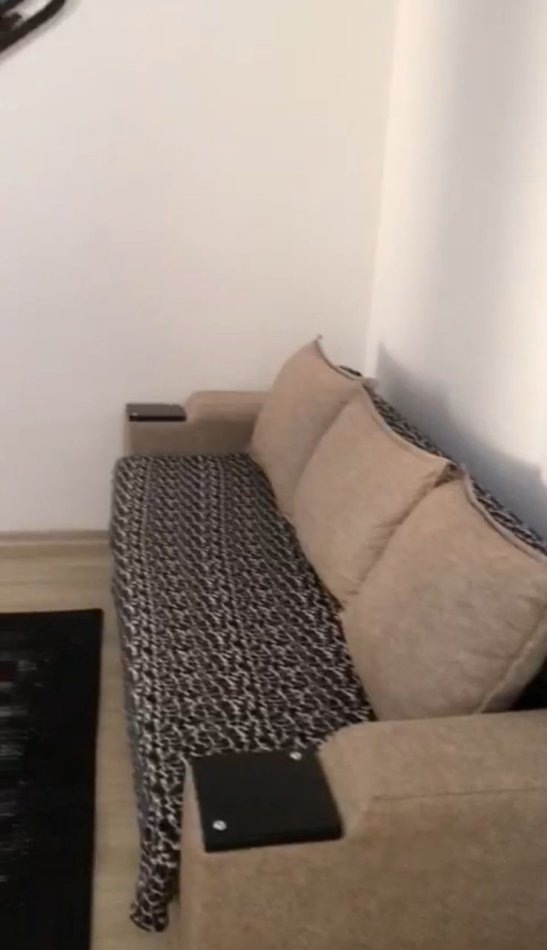 Tirane, jepet me qera apartament 2+1+Ballkon Kati 1, 110 m² 500 € (Rruga e kavajes prane Globe)