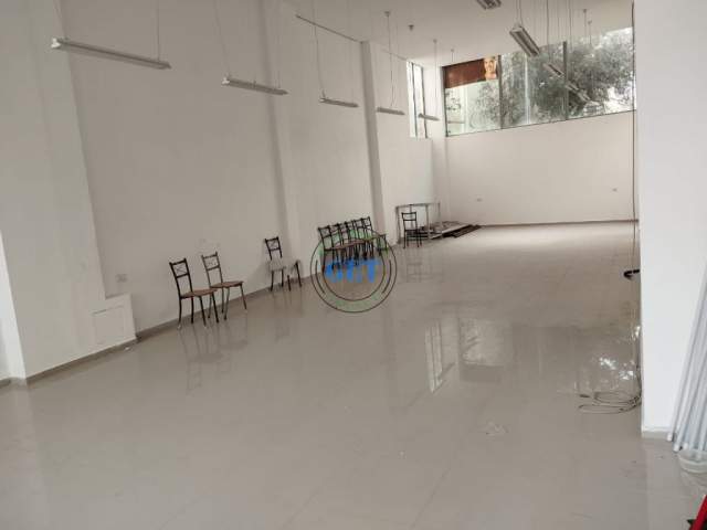 Durres, jepet me qera ambjent biznesi Kati 0, 130 m² 850 Euro (Kazazi)