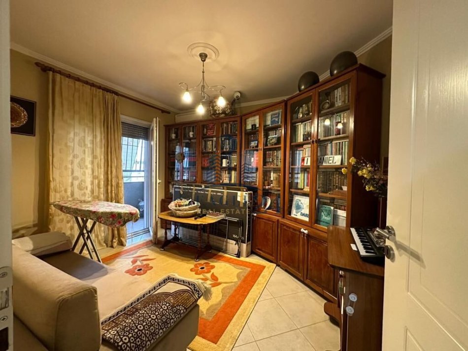 Shitet Apartament 3+1 ne Fresk totalisht i kompletuar