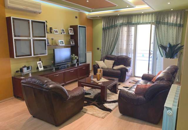 Elbasan, shitet apartament 123 m² 90.000 Euro