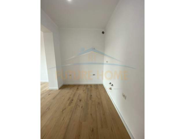 Tirane, shitet apartament 2+1+BLK Kati 4, 77 m² 155.000 Euro (Sheshi Willson)