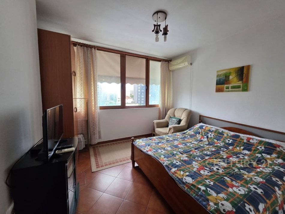 Tirane, jepet me qera apartament 2+1 Kati 4, 70 m² 450 € (5 Maji)