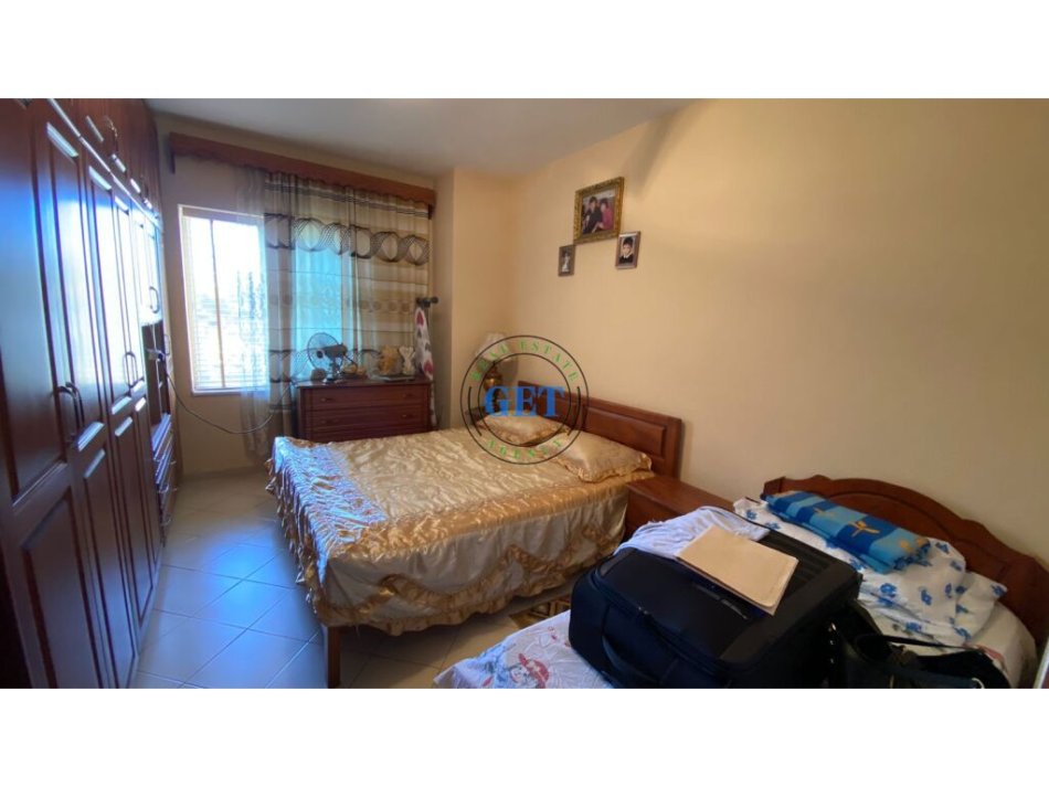 Durres, shitet apartament 1+1+Ballkon Kati 4, 65 m² 80.000 € (Shkembi i Kavajes)