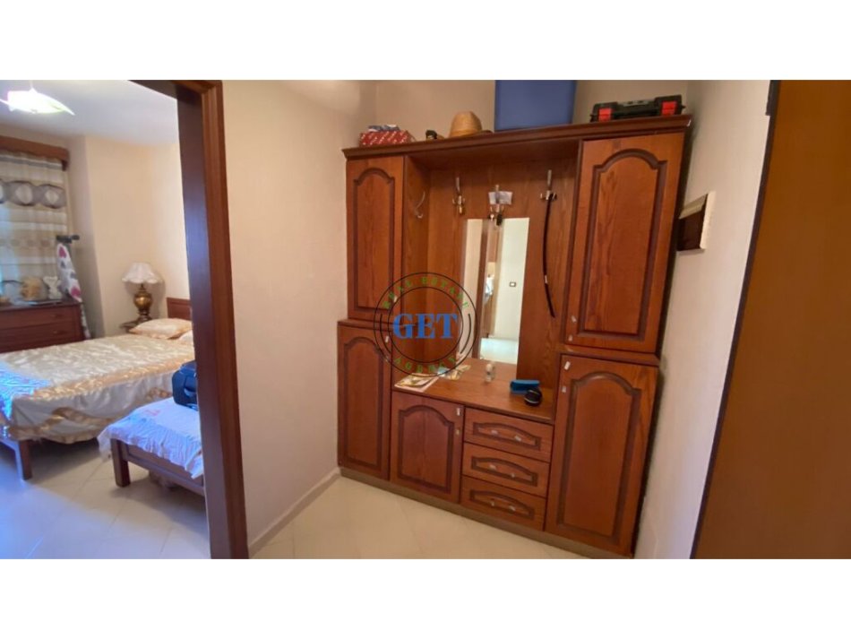 Durres, shitet apartament 1+1+Ballkon Kati 4, 65 m² 80.000 € (Shkembi i Kavajes)