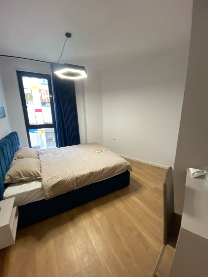 Tirane, jepet me qera apartament 1+1 Kati 5, 60 m² 600 € (Bilal sina)