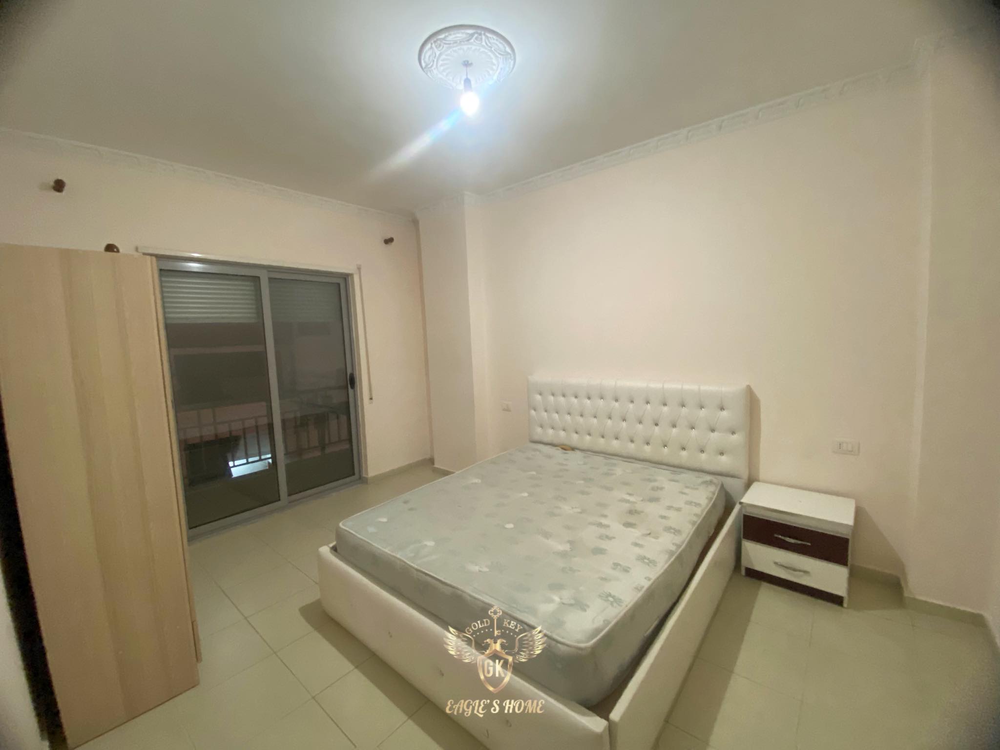 Shitet Apartament
• 2+1+2 + 2 ballkone🏡Qender Durres Prane Blue Star Center🏡
