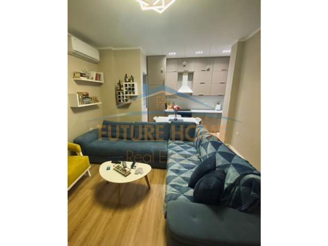 Tirane, shitet apartament 1+1 Kati 1, 64 m² 100.000 Euro (Rruga Bill Klinton)