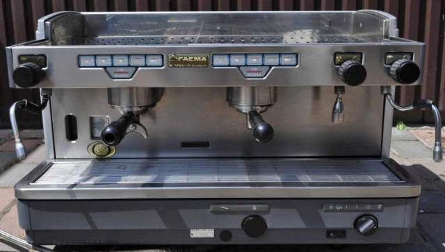 Elbasan, oferte esspresso  300 euro