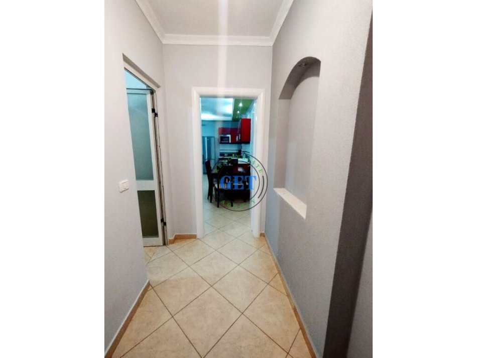 Durres, jepet me qera 2+1+Ballkon Kati 6, 105 m² 400 € (Plazh, Iliria, Durres)