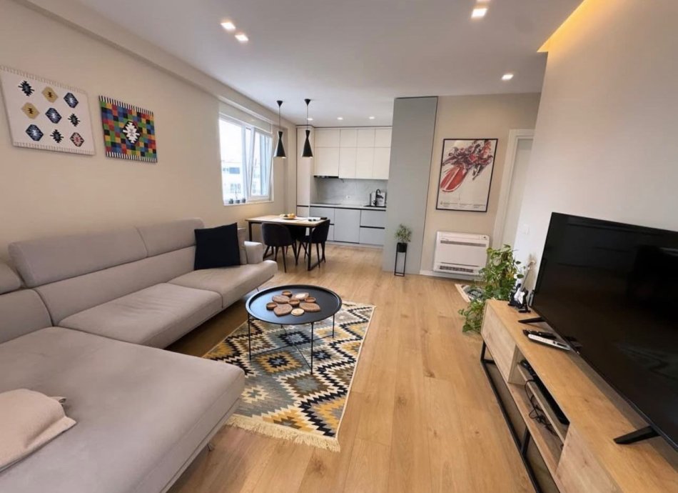 Tirane, shitet 2+1 Kati 3, 93 m² 265.000 € (RRUGA HAMDI SINA)