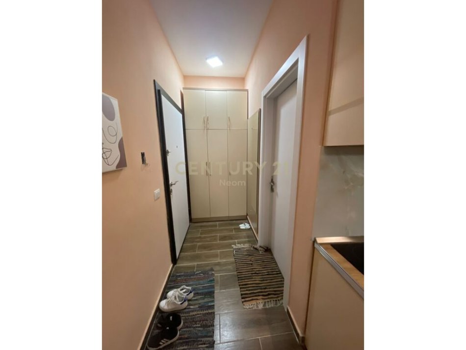 Tirane, shitet apartament 2+1+Ballkon Kati 2, 81 m² 157.000 € (Apartamenti ndodhet te zgjatimi Kodres Diellit (British School))