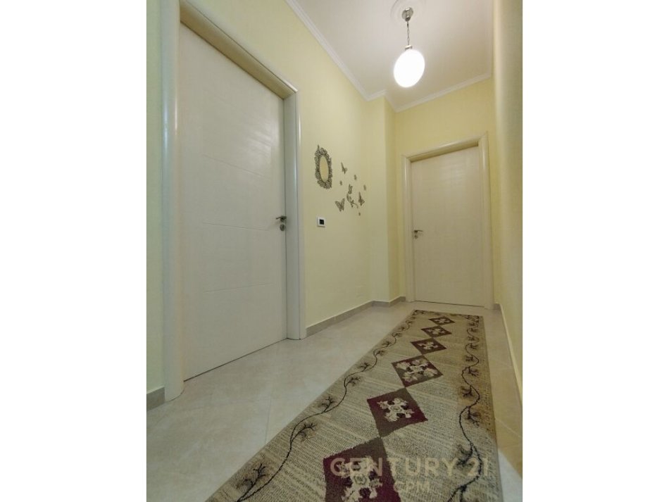 Tirane, shitet 2+1+Ballkon Kati 7, 96 m² 120.000 € (ne Astir)