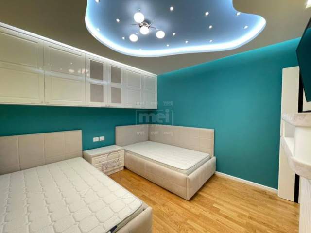 Tirane, shes apartament 2+1+BLK 116 m² 250.000 Euro (Selite)