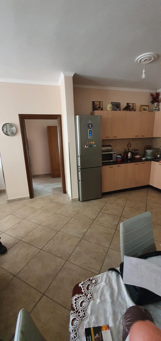 Tirane, shes apartament 2+1+BLK Kati 4, 124 m² 149.000 Euro (kopshti zologjik)