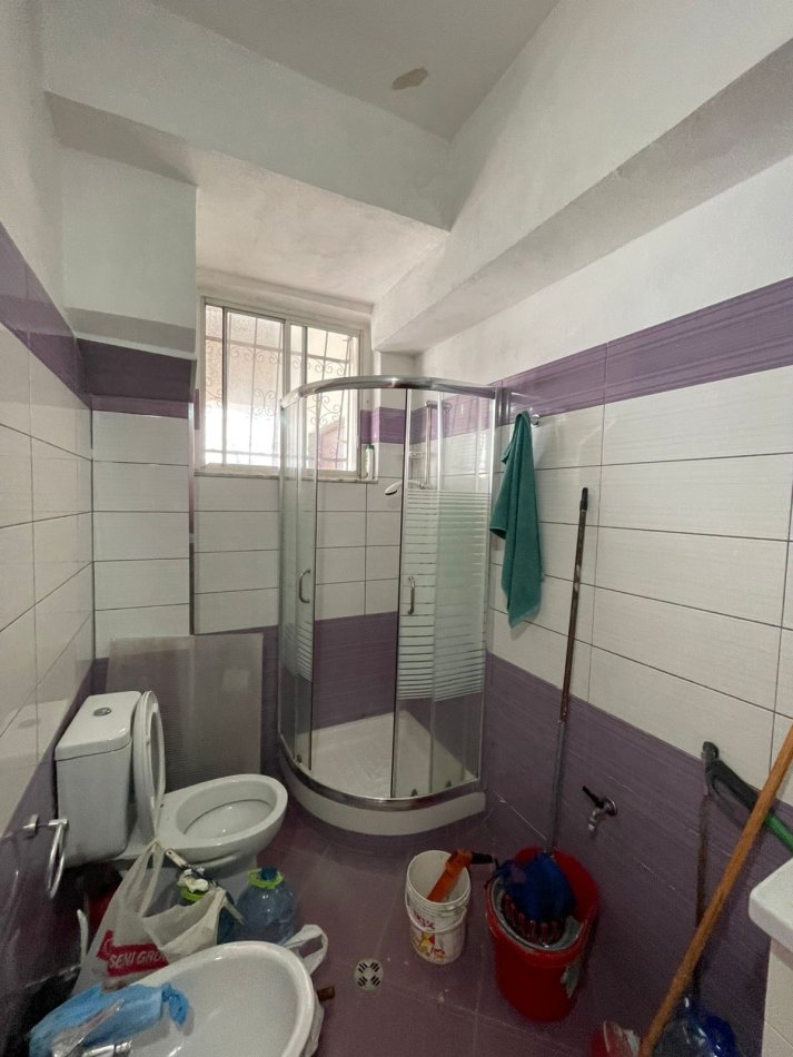 Durres, shitet apartament 2+1+Ballkon Kati 2, 92 m² 145.000 € (Stacioni Trenit Durres)